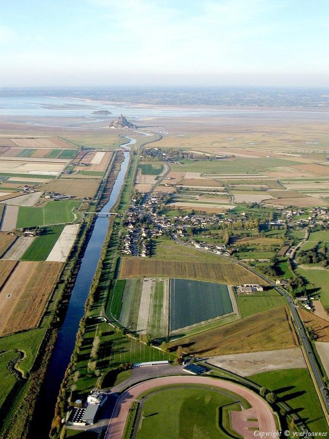 Le Petit Gite Du Mont Beauvoir  Exteriér fotografie